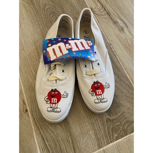 M&M’s white shoes  - Picture 5 of 7